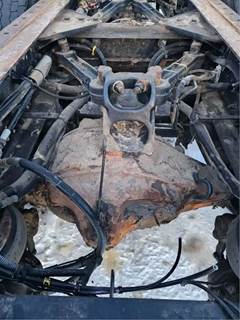 Dana D46-170 Rear Differential for a 2017 Kenworth T680