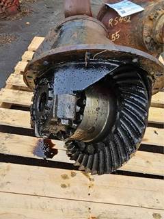 Eaton RS402 Rear Differential for a 1994 Kenworth T800B