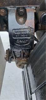 Eaton RS404 Rear Differential for a 2004 Peterbilt 379