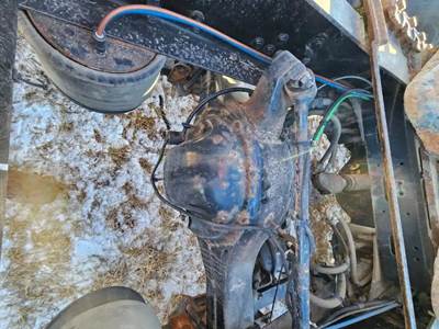 Mercedes-Benz RT40 Rear Differential for a 2017 Freightliner Cascadia 125