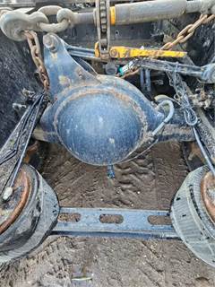 Meritor-Rockwell MT40-14X Rear Differential for a 2019 Volvo VNL