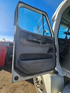 Freightliner Columbia 120 Door