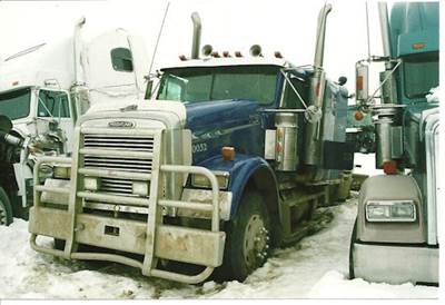 Freightliner FLD120 Classic Left Door for a 2003 Freightliner CLASSIC