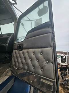 Kenworth T800B Right Door