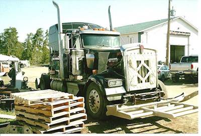 Kenworth W900 Right Door