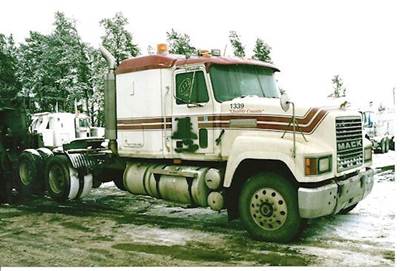 Mack CH613 Right Door for a 1996 Mack CH 613