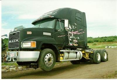 Mack CH613 Left Door for a 2000 Mack CH 613