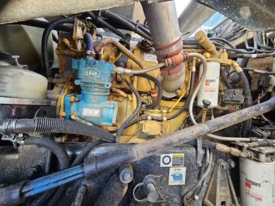 Caterpillar C15 Engine for a 2006 Peterbilt 379