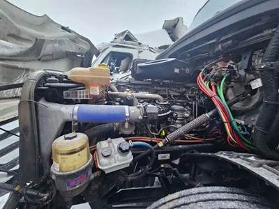 Detroit DD15 Engine for a 2019 Freightliner Cascadia 126