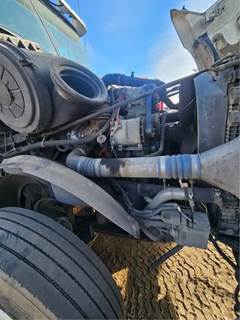 Detroit Series 60 Engine for a 2003 Freightliner Columbia 120