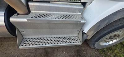Cummins ISX15 Exhaust Assembly for a 2012 Kenworth T800