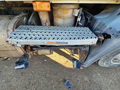 Mack MP8 Exhaust Assembly for a 2015 Mack CXU613