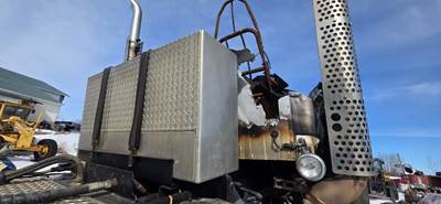 Kenworth T880 Exhaust Pipe