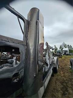 Peterbilt 389 Exhaust Pipe