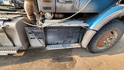Volvo VHD Exhaust Pipe