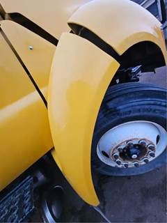 Ford F-750 Fender