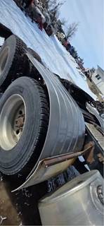 Kenworth T880 Fender