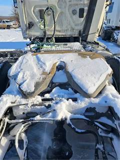 Fontaine STATIONARY Fifth Wheel for a 2015 Freightliner Cascadia 113