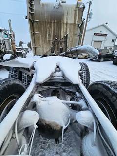 Holland 5½ Fifth Wheel for a 2014 Peterbilt 579