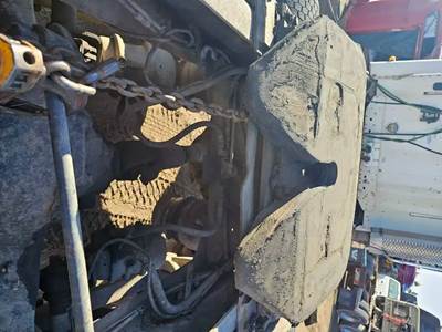 Holland 5½ Fifth Wheel for a 2008 International 8600