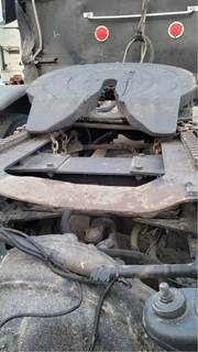 Holland Fifth Wheel for a 2007 Peterbilt 379