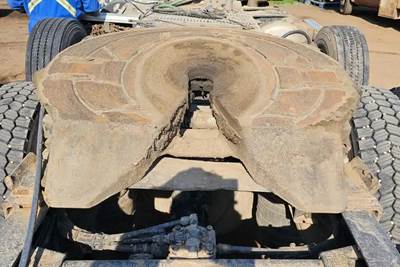 Holland STATIONARY Fifth Wheel for a 2022 Peterbilt 367