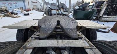 Holland STATIONARY Fifth Wheel for a 2024 Kenworth T880