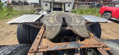 Holland STATIONARY Fifth Wheel for a 2012 Kenworth T800