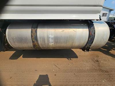 Freightliner Cascadia 125 Left Fuel Tank