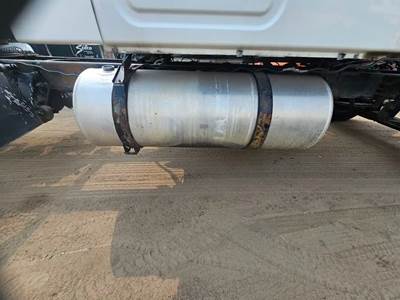 Freightliner Cascadia 125 Right Fuel Tank