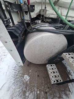 Freightliner Cascadia 126 Left Fuel Tank