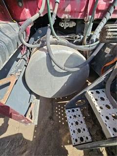 Freightliner Cascadia 126 Left Fuel Tank