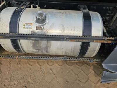 Freightliner Cascadia 126 Right Fuel Tank