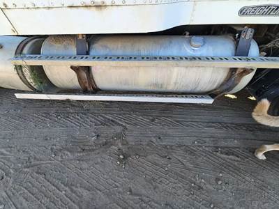 Freightliner FLD112 Left Fuel Tank