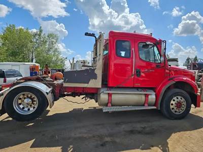 Freightliner M2 112 Right Fuel Tank for a 2008 Freightliner M2 112 Medium Duty