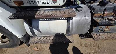 International 8600 Left Fuel Tank