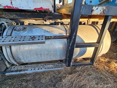 Kenworth T600 Left Fuel Tank