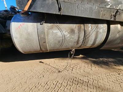 Peterbilt 389 Right Fuel Tank
