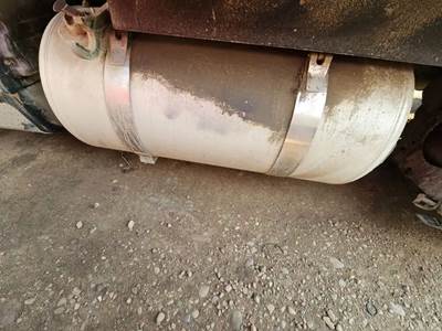 Peterbilt 579 Right Fuel Tank