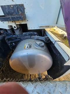 Peterbilt 579 Right Fuel Tank