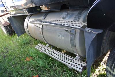 Volvo Right Fuel Tank