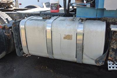 Volvo VNL Right Fuel Tank