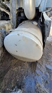 Volvo VNL Right Fuel Tank