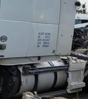 Volvo VNL Left Fuel Tank