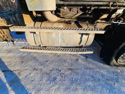 Western Star 4900SA Right Fuel Tank for a 2007 Western Star 4900 SA