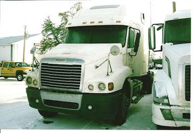 Freightliner Century Class 120 Grille