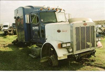Peterbilt 379 Grille