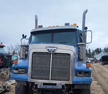 Western Star 4900SA Grille for a 2006 Western Star 4900 SA