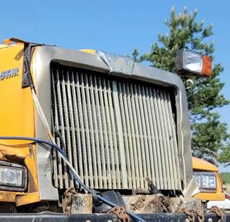 Western Star 4900SA Grille for a 2004 Western Star 4900 SA