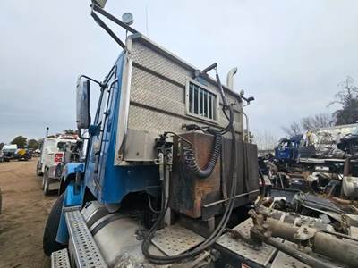 2019 Frtlr Coronado Magnum Aluminum Headache Rack